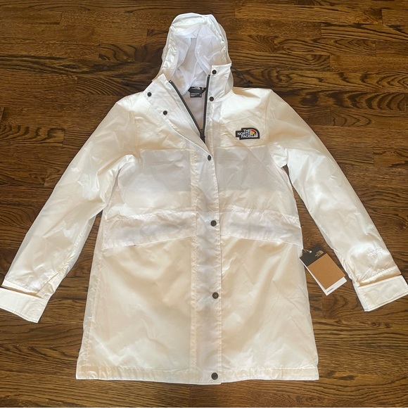 The North Face Outline Wind wall Jacket